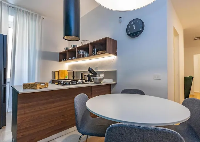 Testaccio's Heart By Rentbeat Apartment *